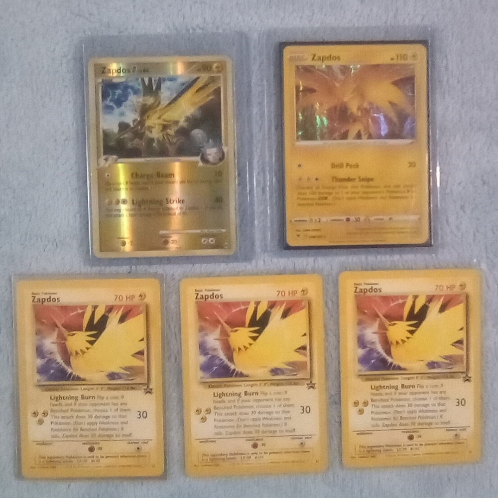 ⚡RARE Zapdos Pokemon Card Bundle⚡